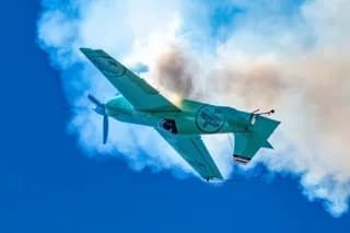 Edge 540 Aerial Demos